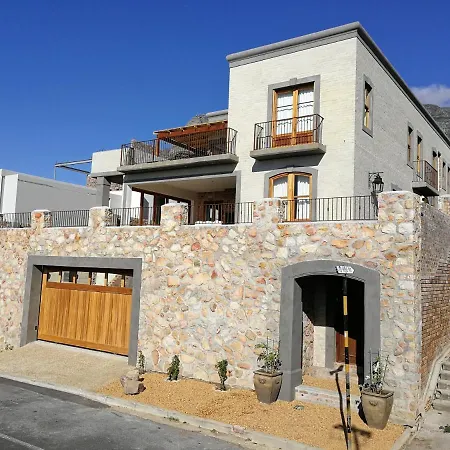 Bakovenbay Luxury Suites Cape Town Exterior photo